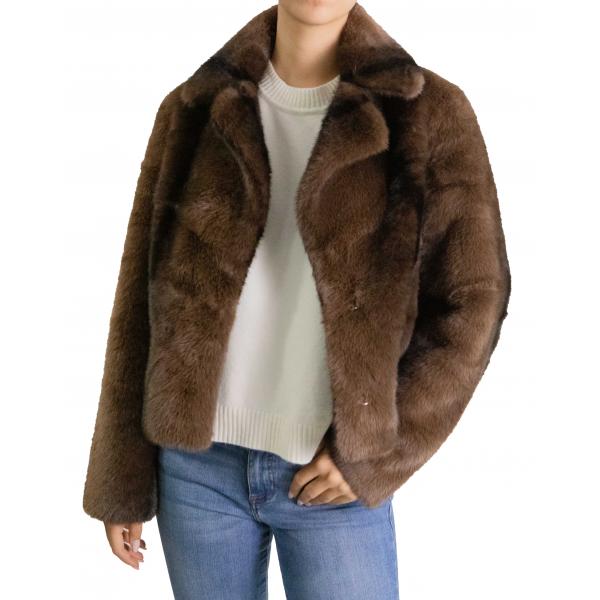 Similpelliccia con clip